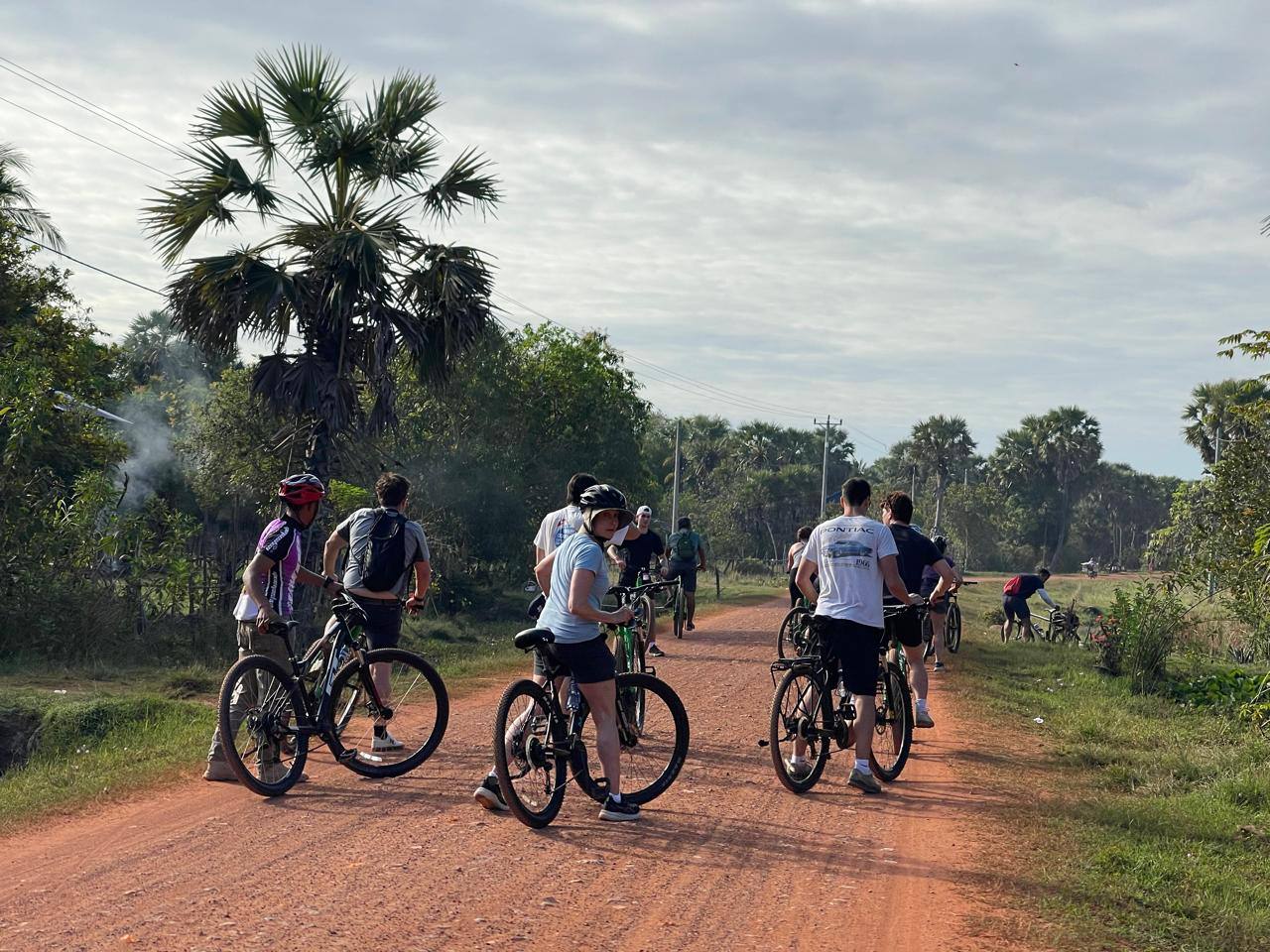 Découvrez Angkor à vélo : une aventure au cœur des temples